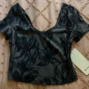 Lululemon Align Tee- NWT